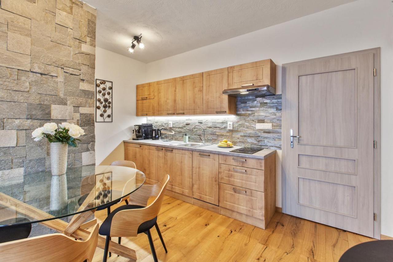 Zazi Apartmany Mýto pod Ďumbierom Εξωτερικό φωτογραφία
